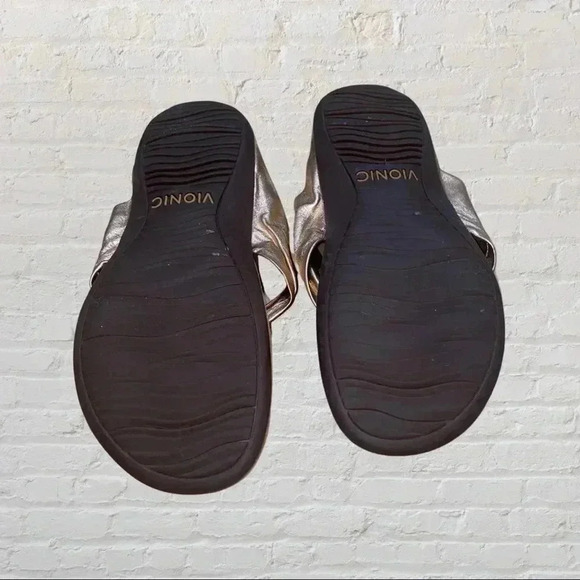 Vionic Pippa Flip Flops Rose Gold - Picture 5 of 6